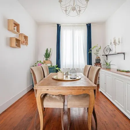 Jolie Maison Avec Jardin Holiday home *